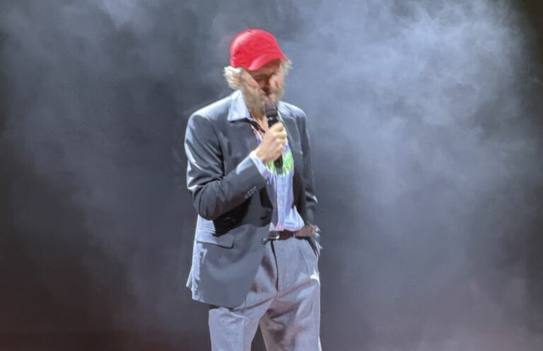 Nuovo Album Per Jovanotti Un Viaggio Nel Corpo Umano Per Ritrovarsi