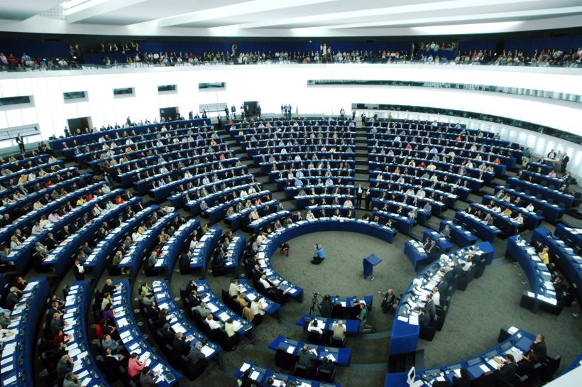 Europee, italiani al voto per eleggere 76 parlamentari