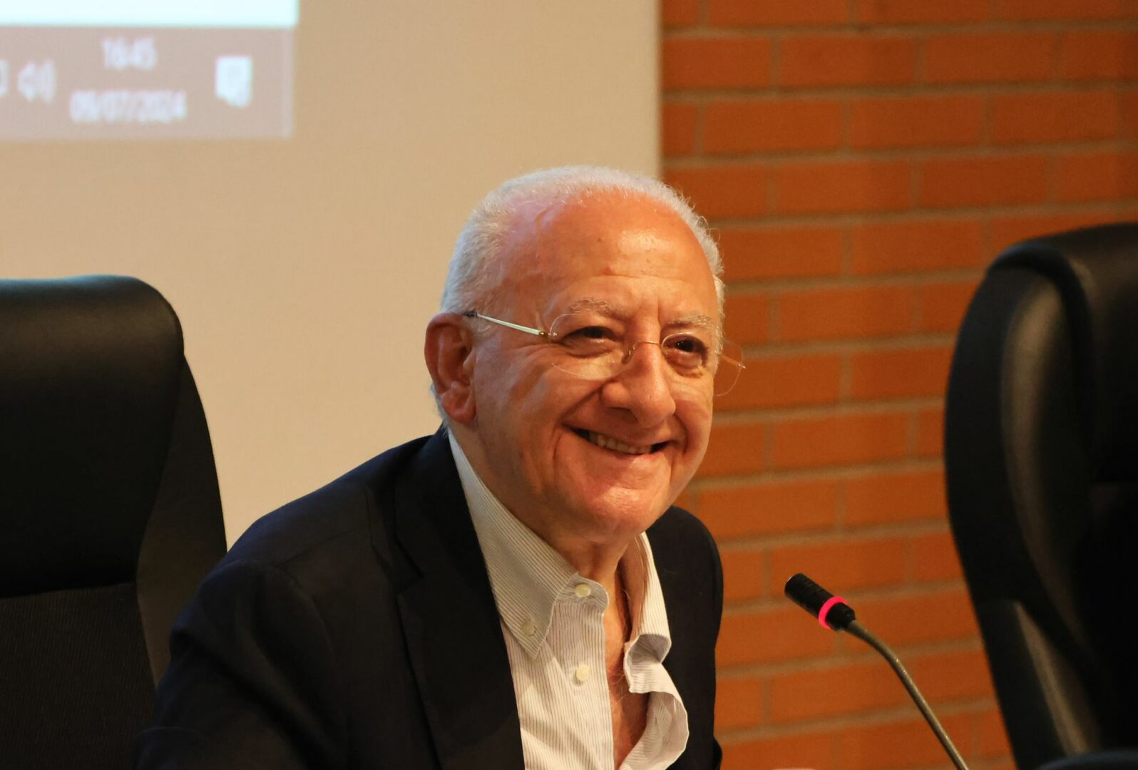 Vincenzo De Luca presidente Regione Campania