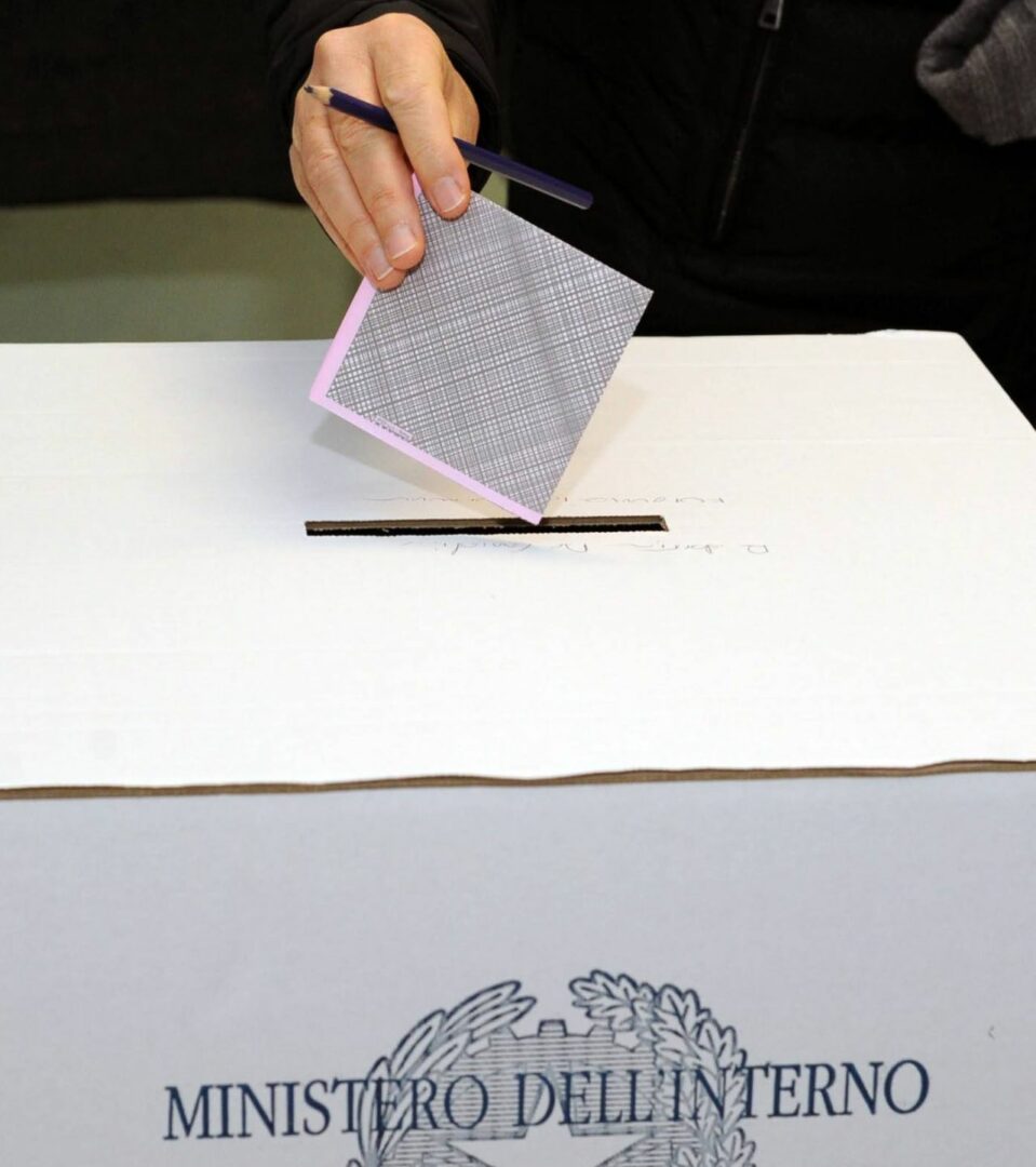 Liguria, 9 candidati per la presidenza e 570 per il consiglio regionale