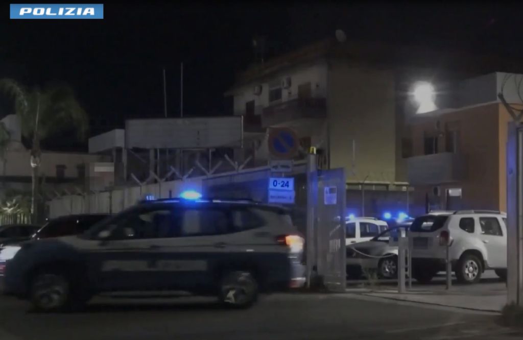 Blitz contro clan mafia attivi nel catanese, 18 misure cautelari