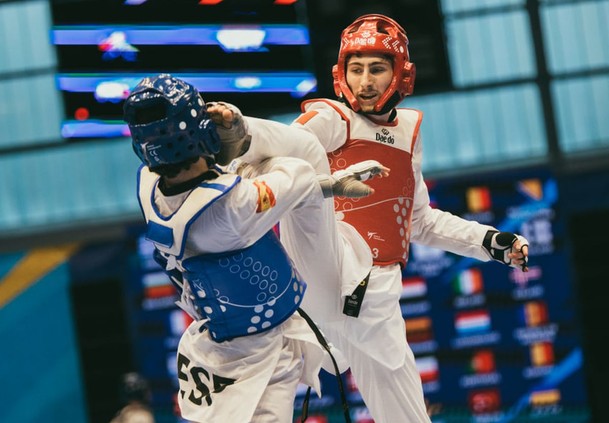 Baretta d’oro e Iurlaro di bronzo agli Europei U21 di taekwondo