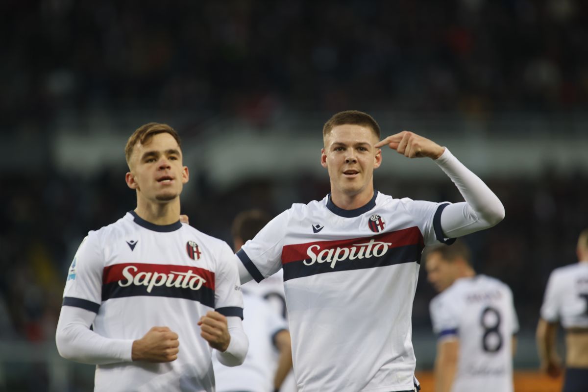 Il Bologna vince anche a Torino, granata battuti 2-0