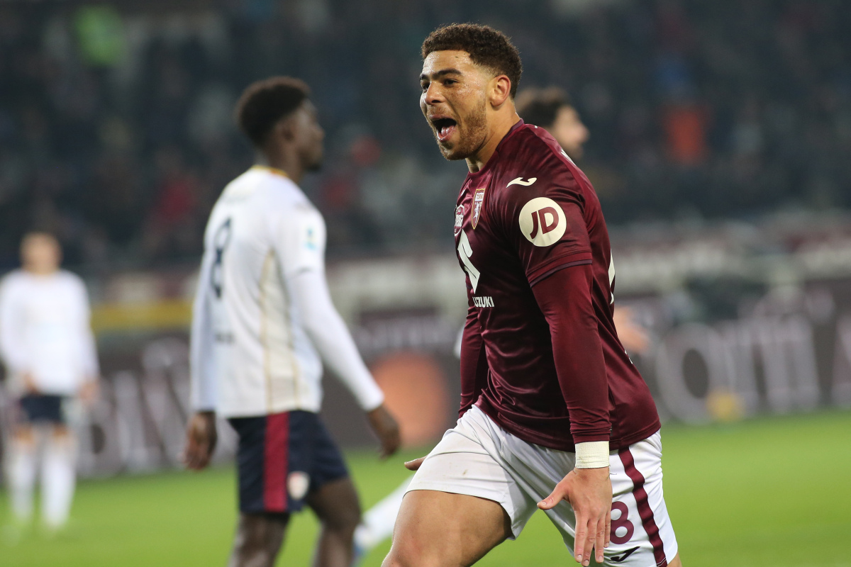 Doppietta di Adams, il Torino batte 2-0 il Cagliari