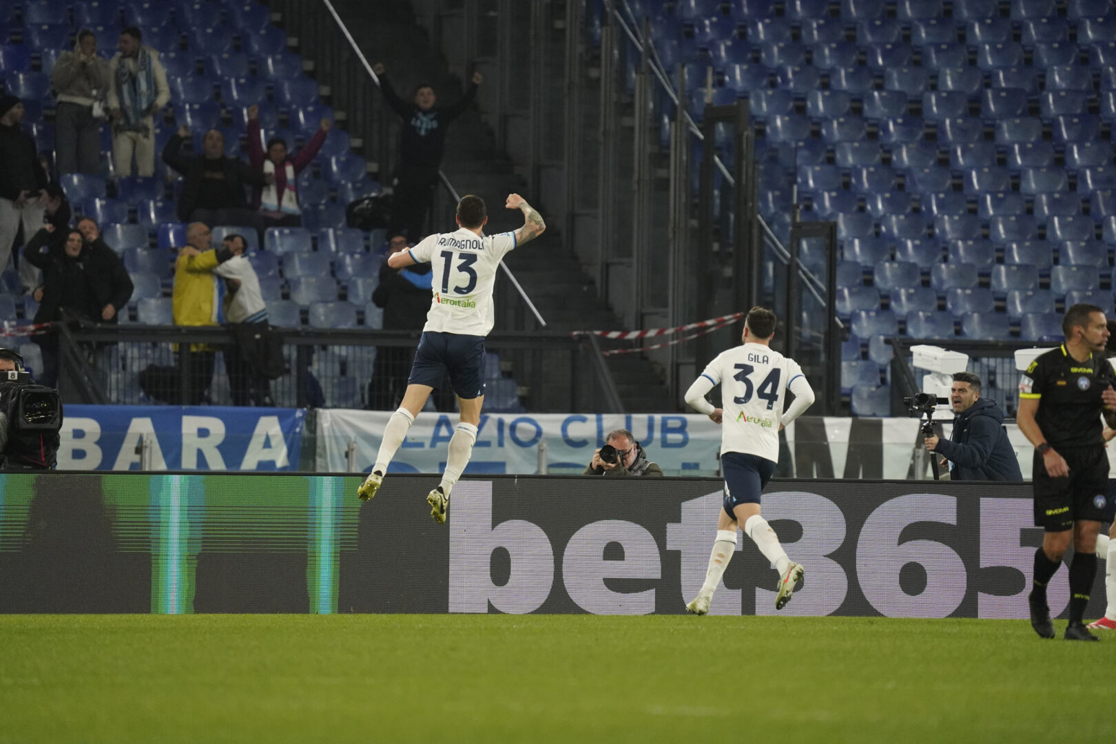 Romagnoli trascina la Lazio ai quarti, col Plzen è 1-1