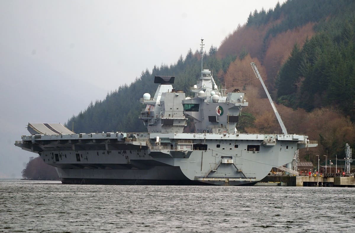 La Royal Navy intensifica il controllo dei fondali